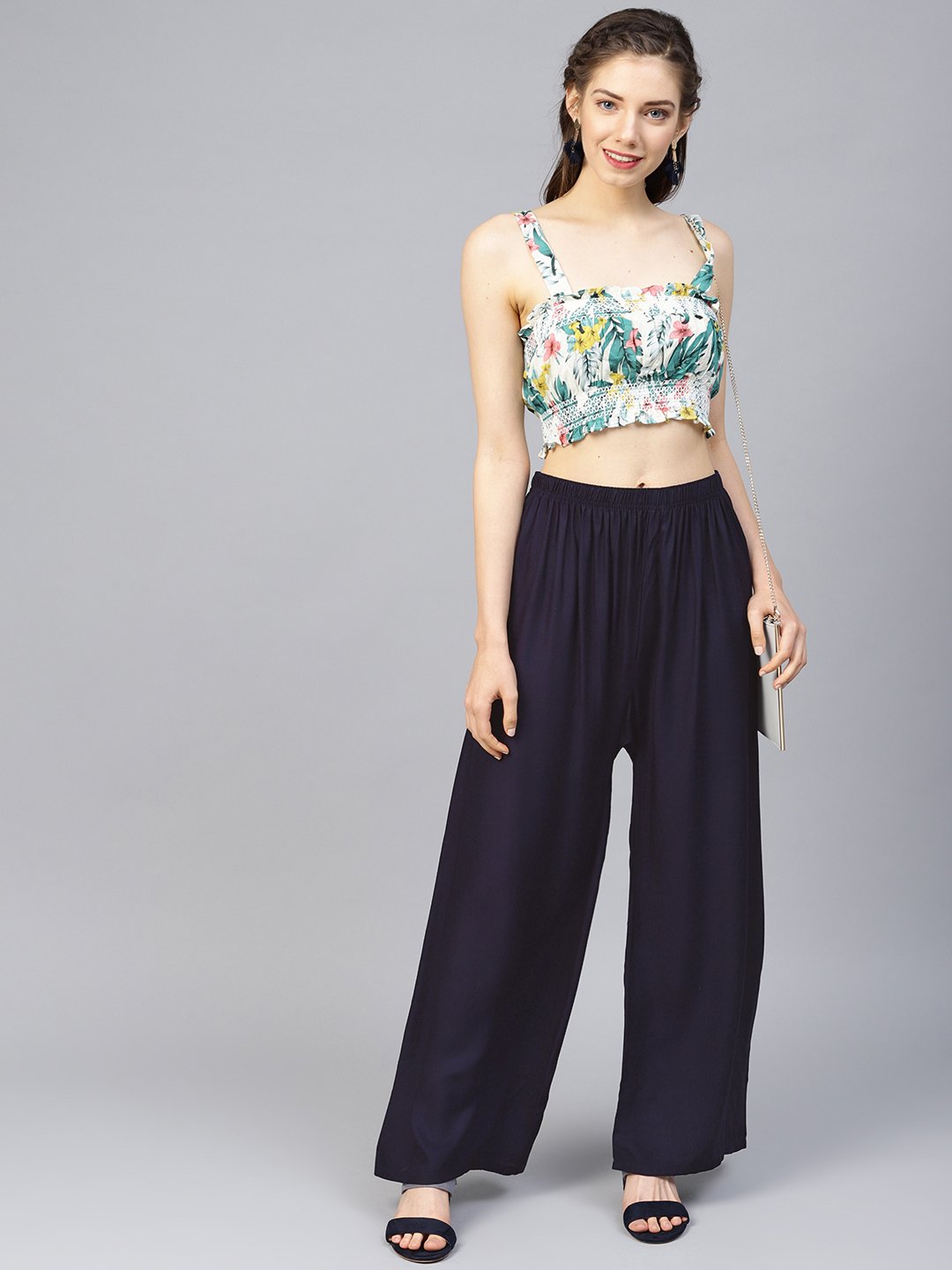 Jompers Women Navy-Blue Solid Straight Palazzos