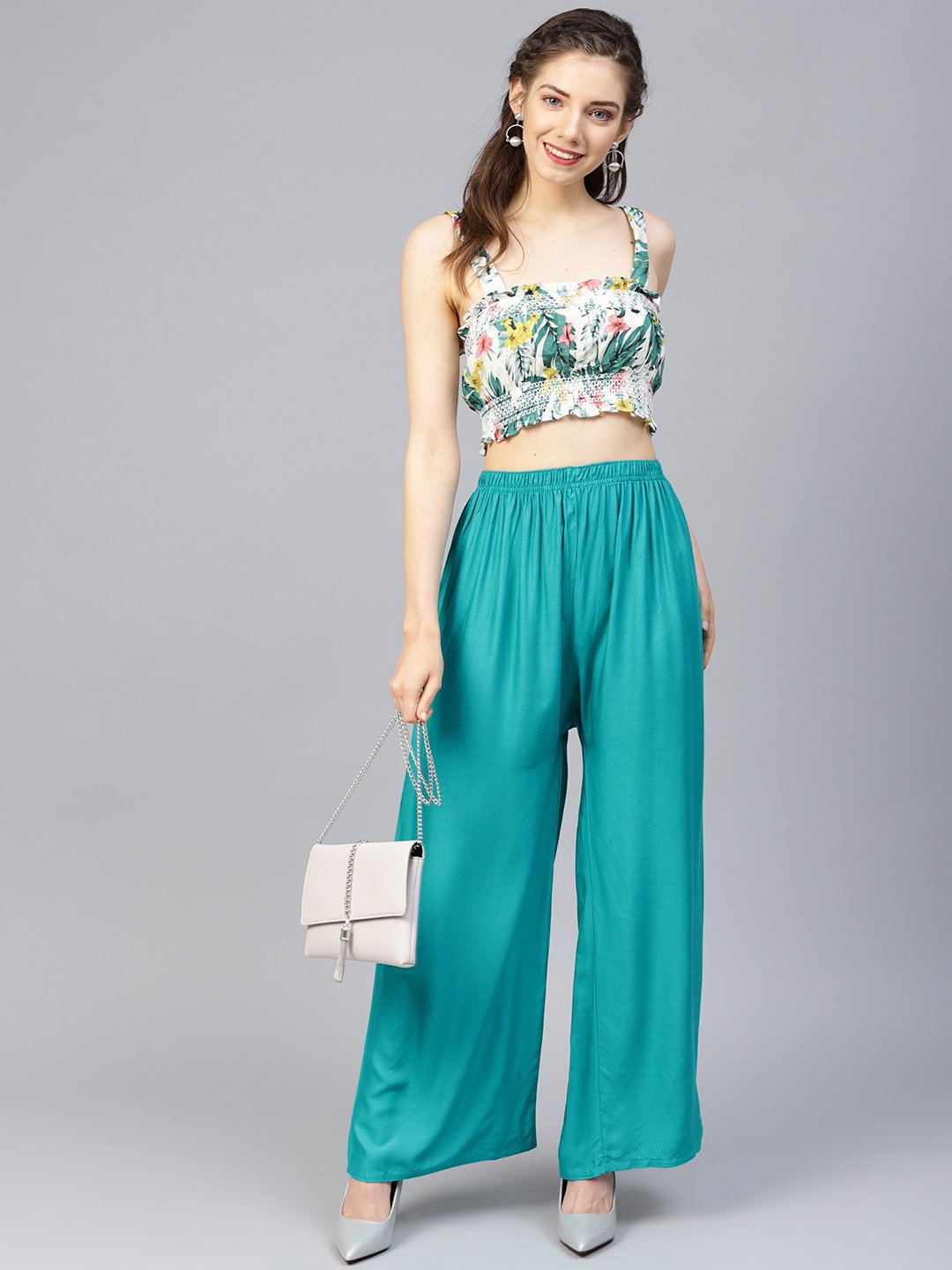 Jompers Women Rama-Green Solid Straight Palazzos