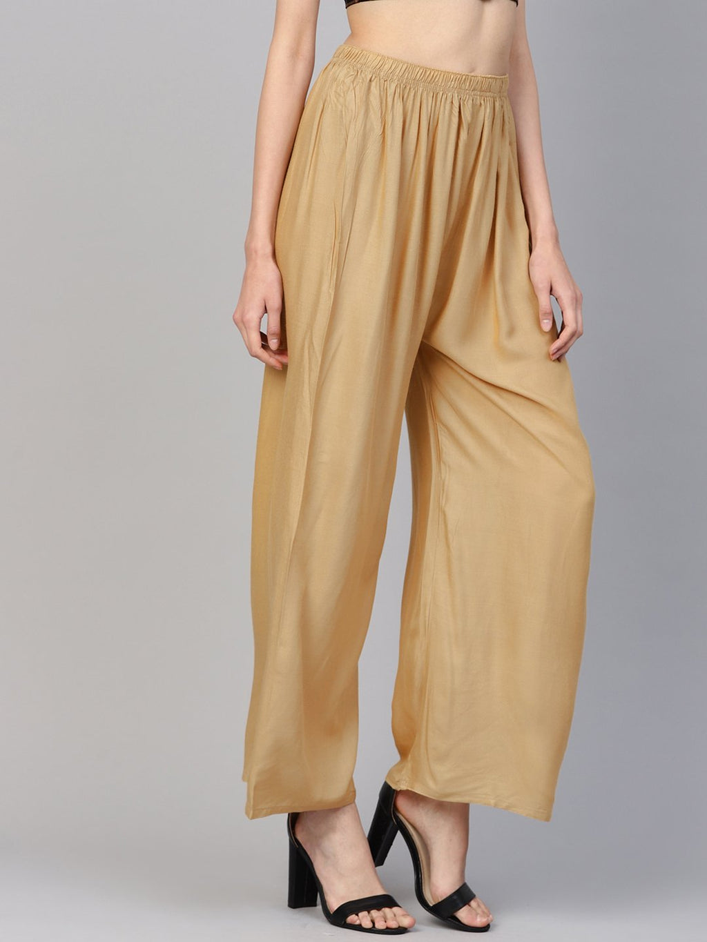 Jompers Women Beige Solid Straight Palazzos