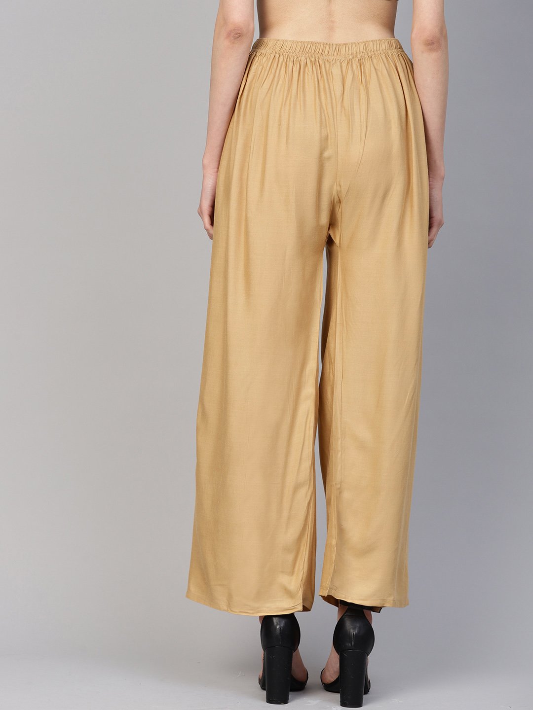 Jompers Women Beige Solid Straight Palazzos