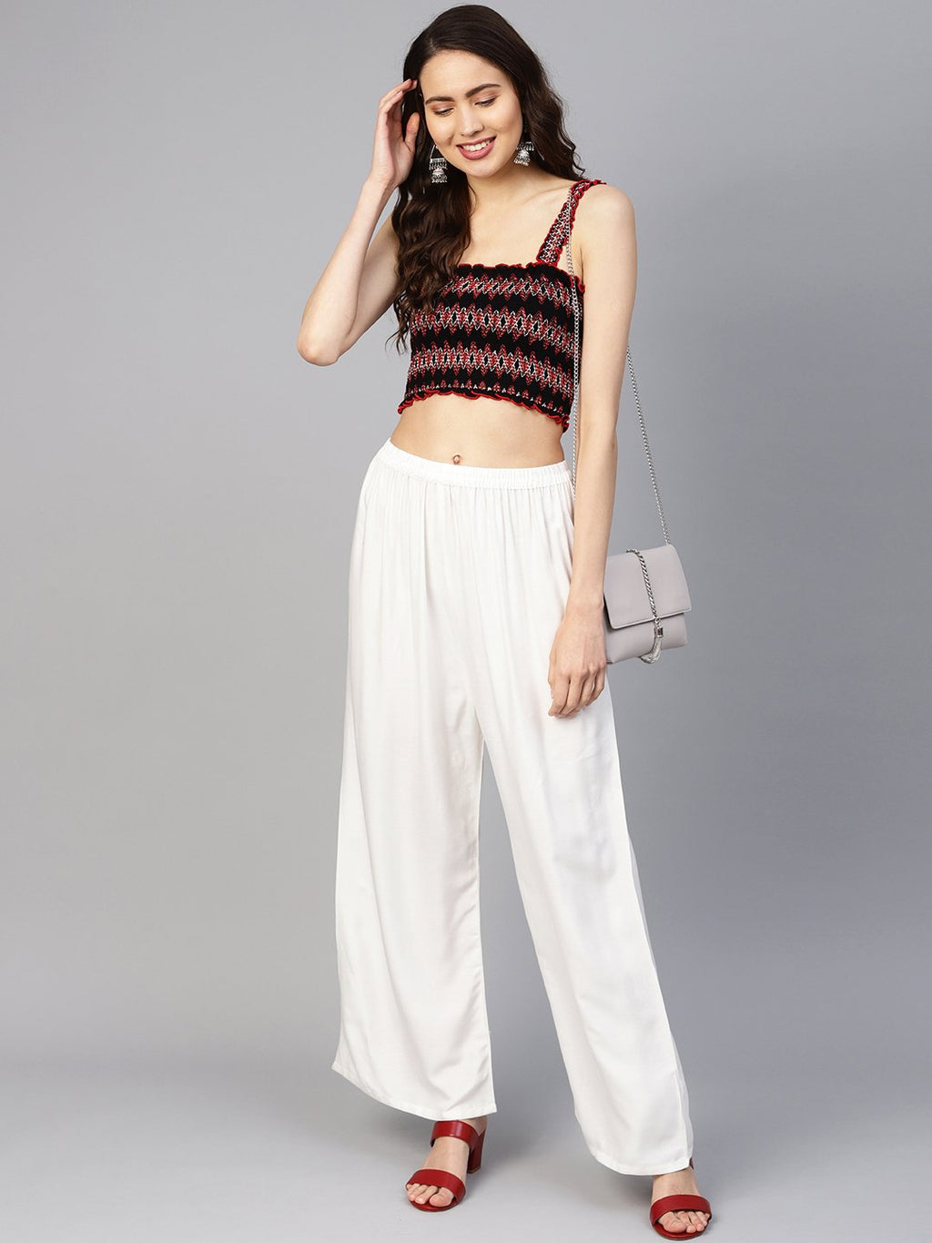 Jompers Women Off-White Solid Straight Palazzos