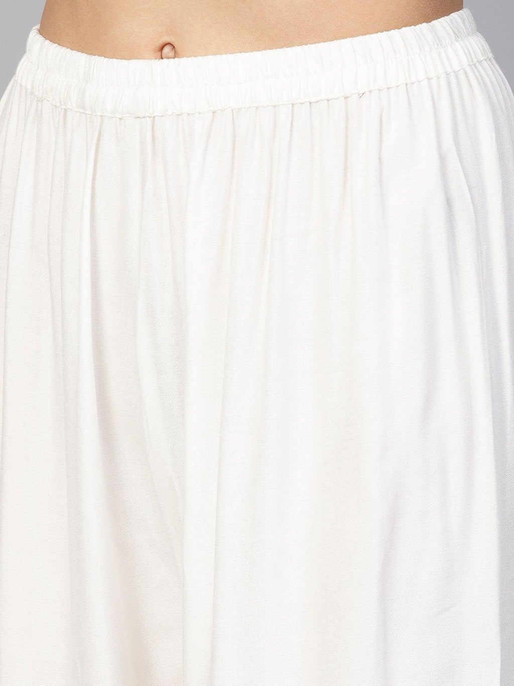 Jompers Women Off-White Solid Straight Palazzos