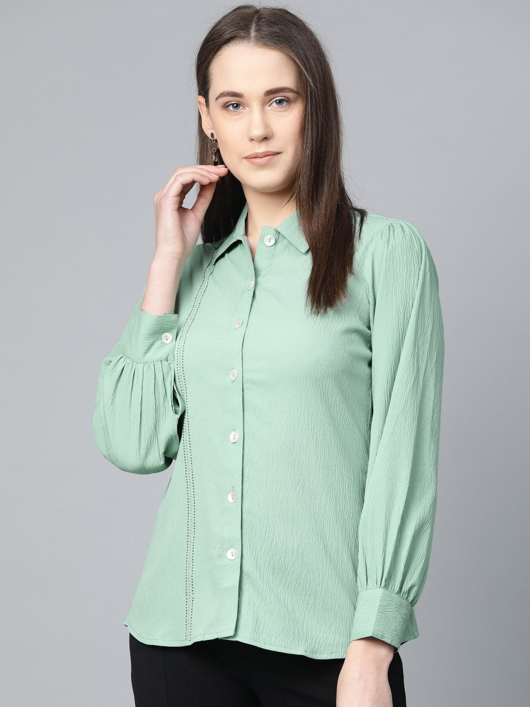 Jompers Women Green Regular Fit Crinkled Effect Casual Shirt
