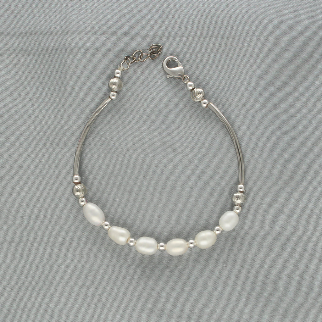 J Pearls Unique 1 Line Pearl Bracelet