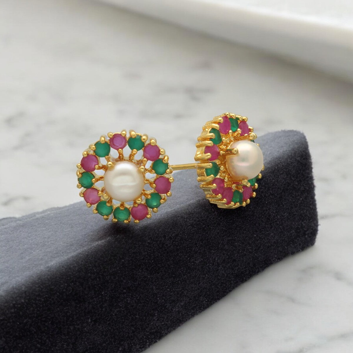 J Pearls Rhea Pearl Earrings Pack 5