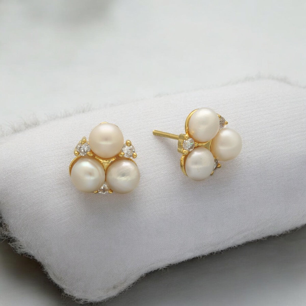 J Pearls Larisa Pearl Earrings Pack 2