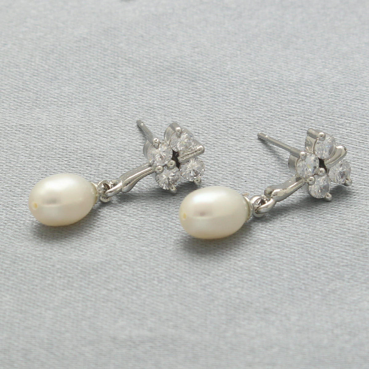 J Pearls Hansa Pearl Earrings Pack 2