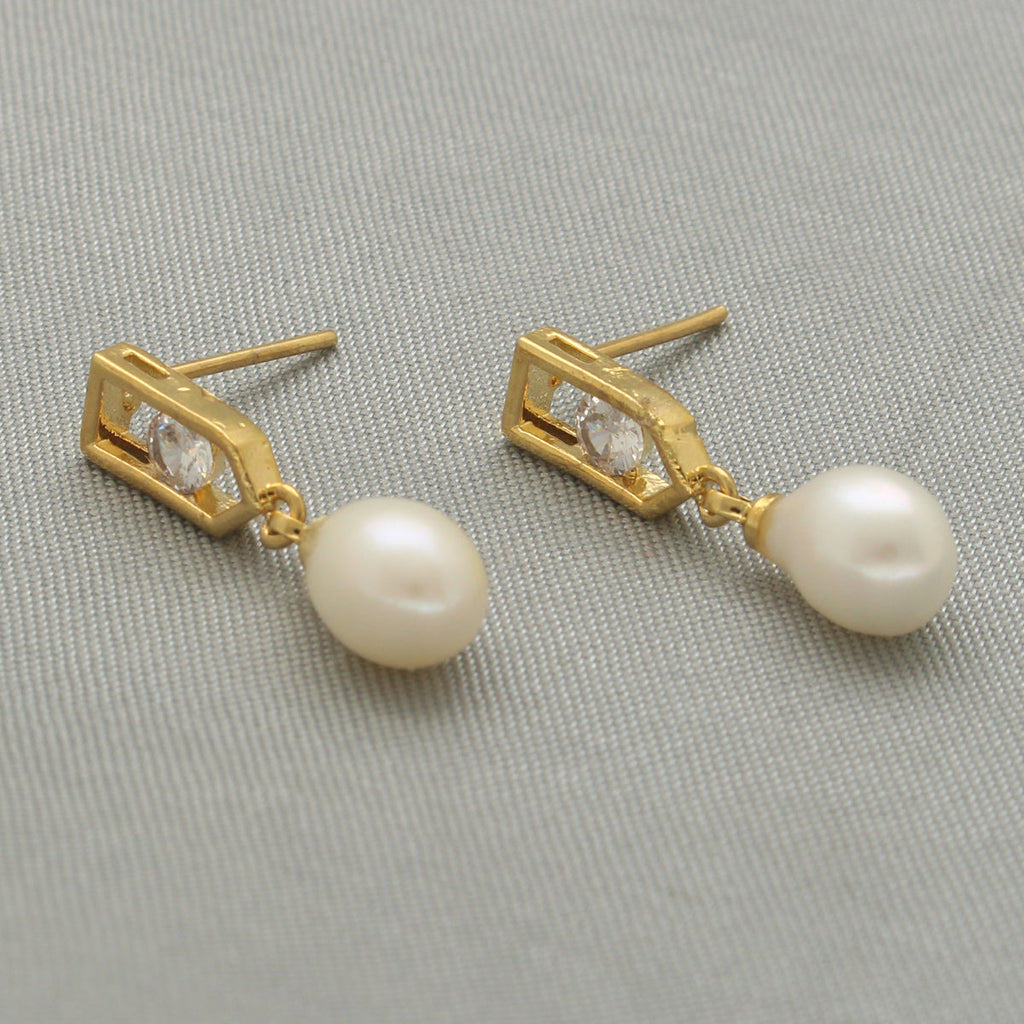 J Pearls Vitya Pearl Earrings