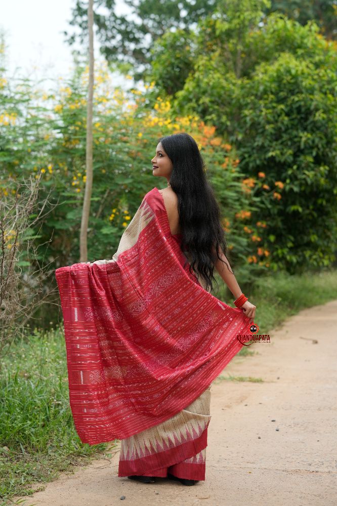 khanduapata Red & Beige Colour Plain Tussar Silk Saree For Women
