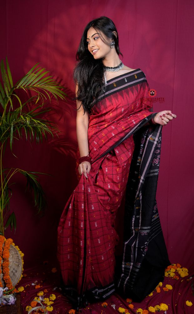khanduapata Red & Black Colour Fish Design Cotton Saree For Women