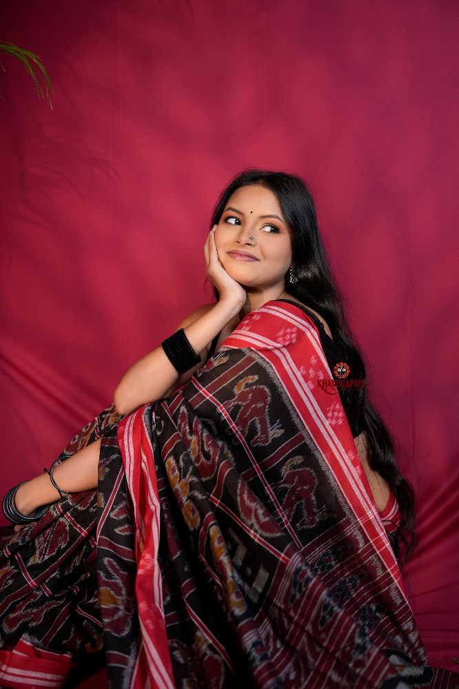 khanduapata Black & Red Colour Navakothi Design Cotton Saree For Women