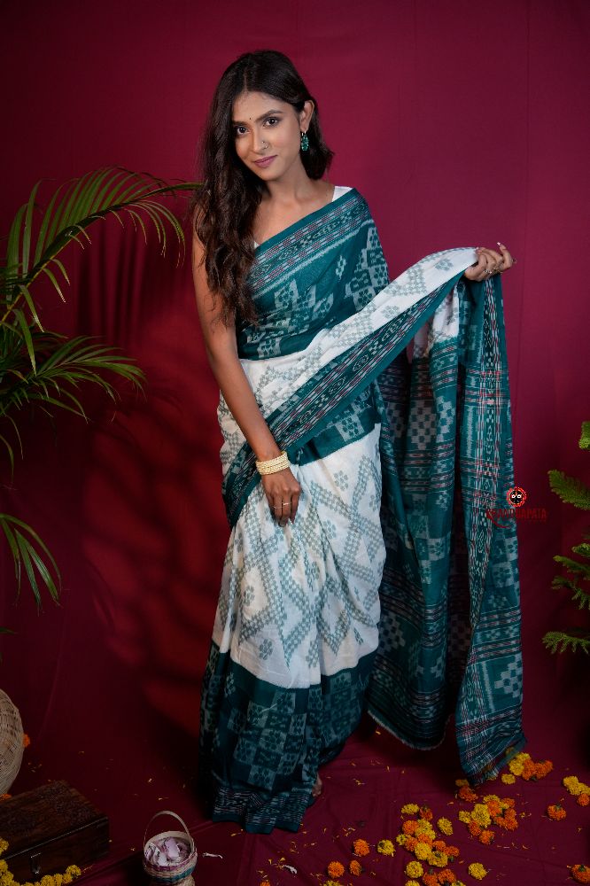 khanduapata Green & White Colour Body Design Cotton Saree For Women