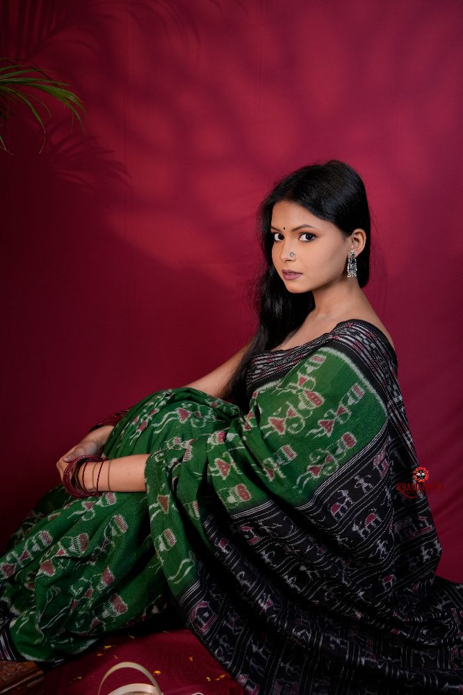 khanduapata Black & Green Colour Doll Design Cotton Saree For Women