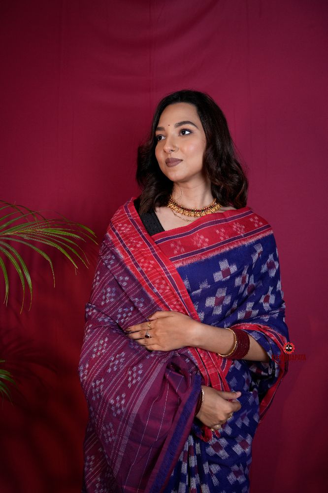 khanduapata Red & Blue Colour Pasapali Border Body Design Cotton Saree For Women
