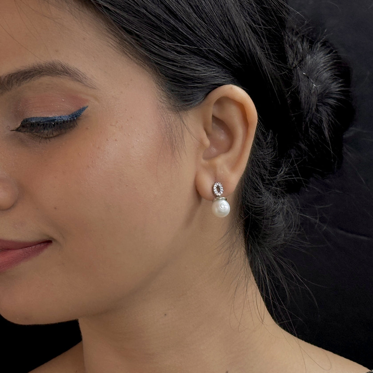 J Pearls Jaanvi Pearl Earrings