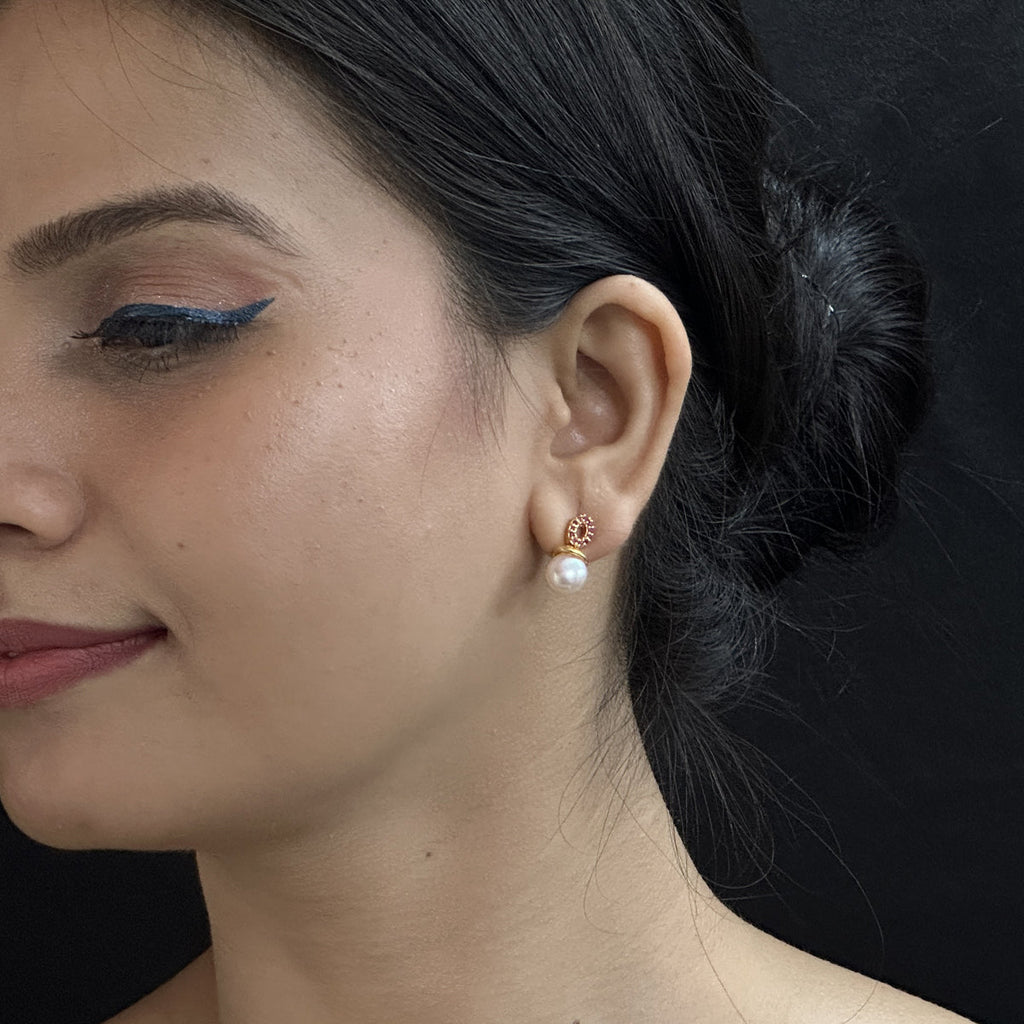 J Pearls Siddhi Pearl Earrings