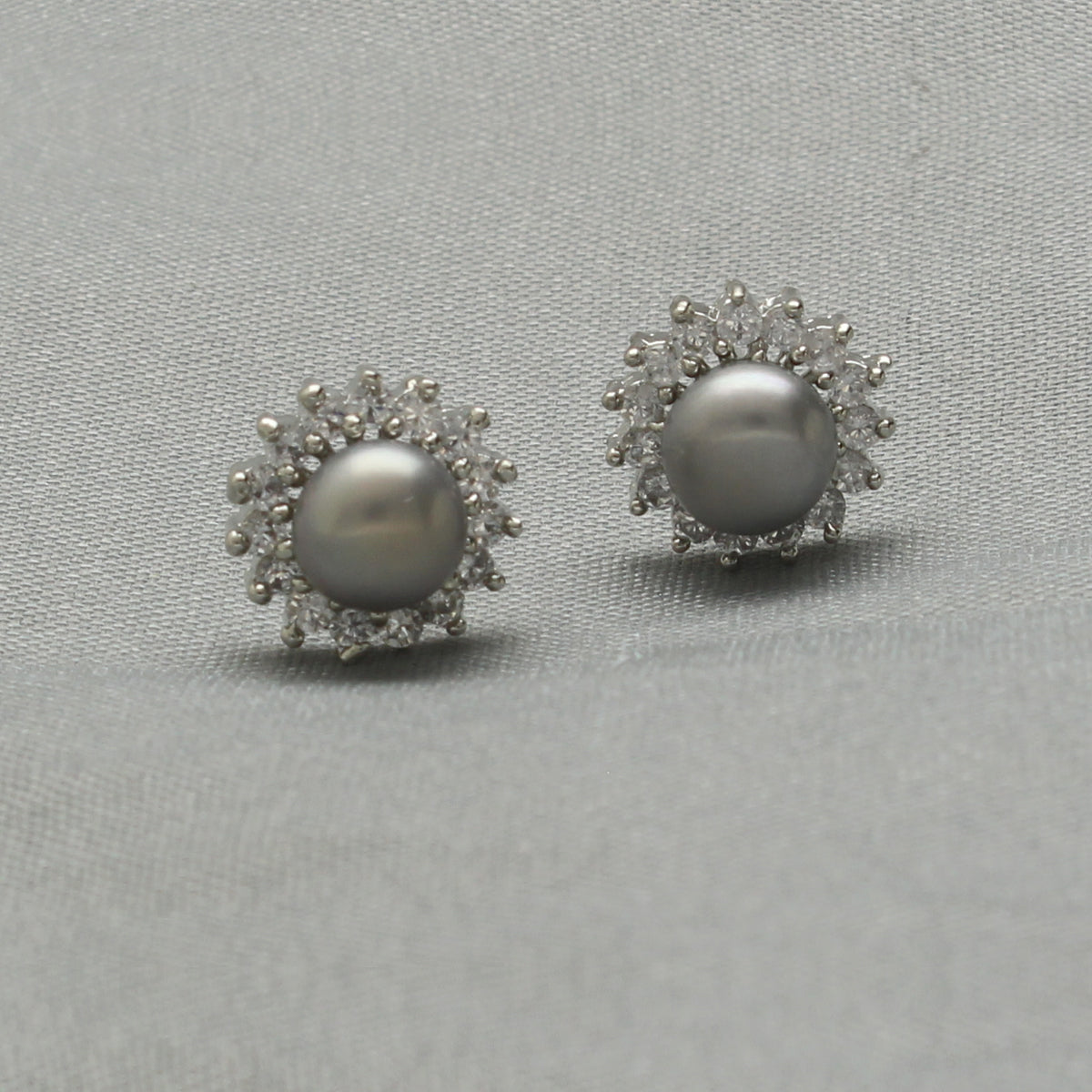 J Pearls Qiara Pearl Earrings