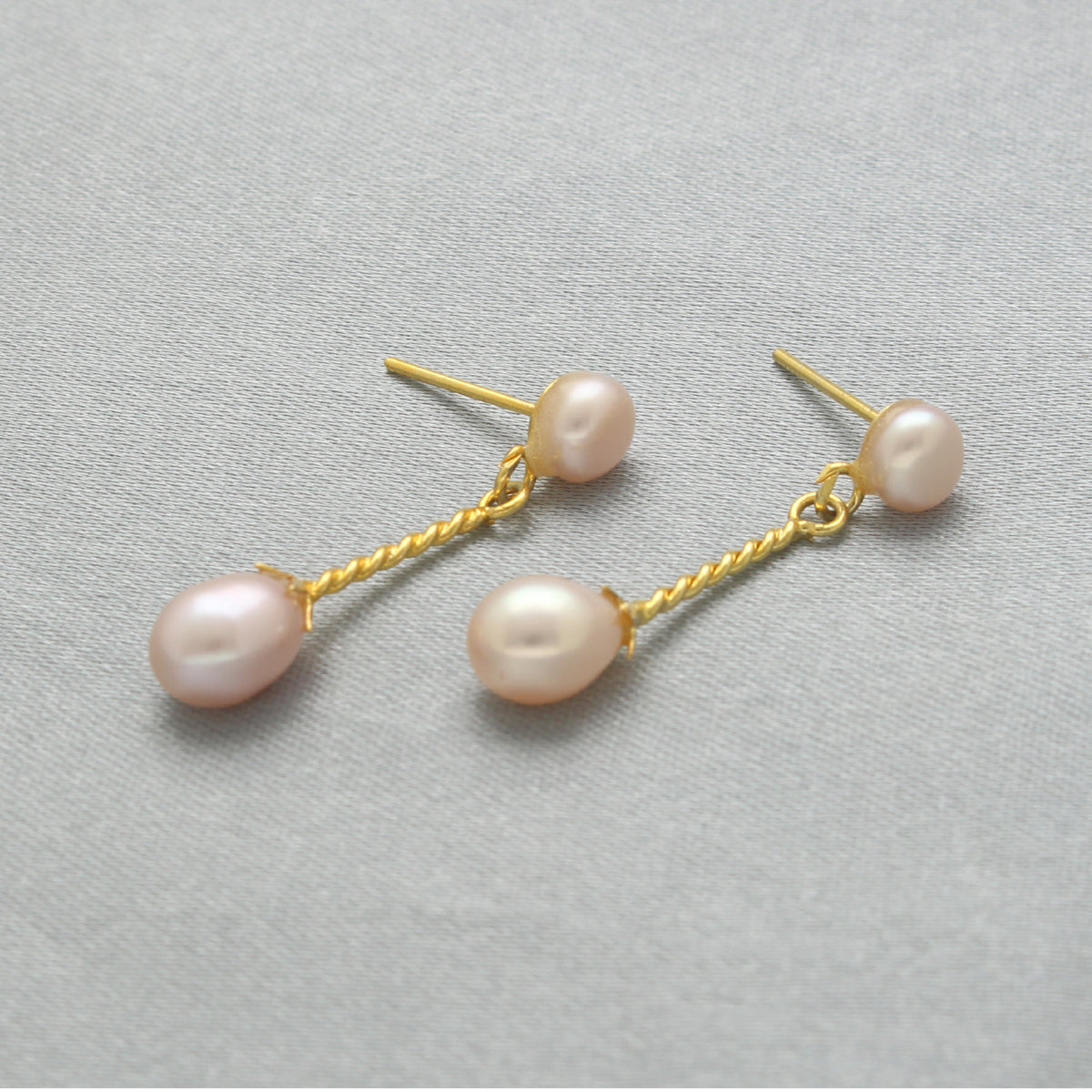 J Pearls Lunai Pearl Earrings