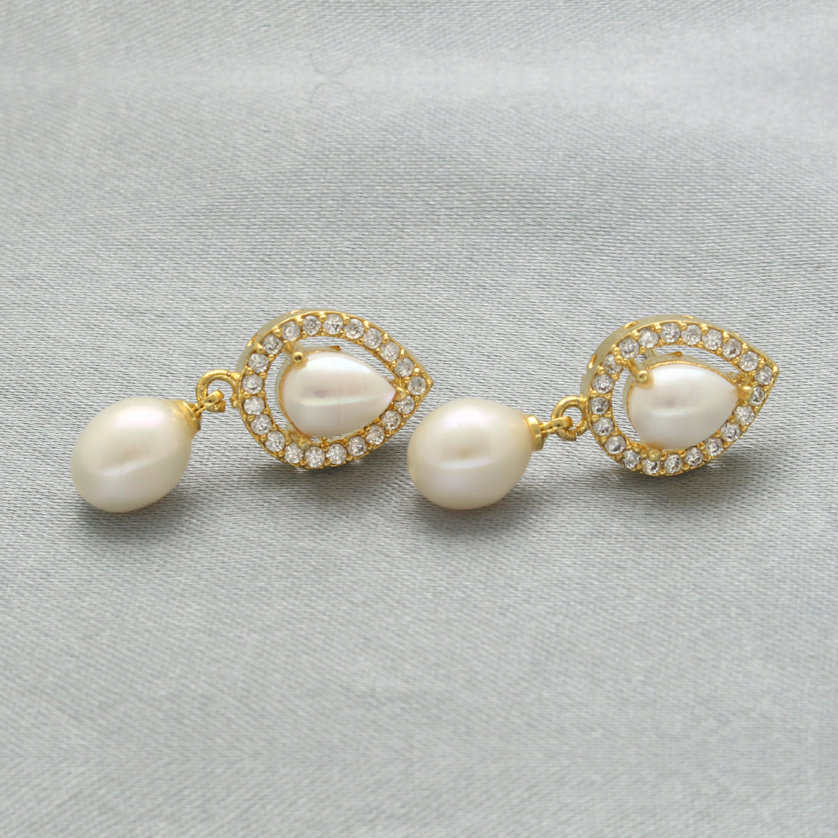 J Pearls Tirna Pearl Earrings