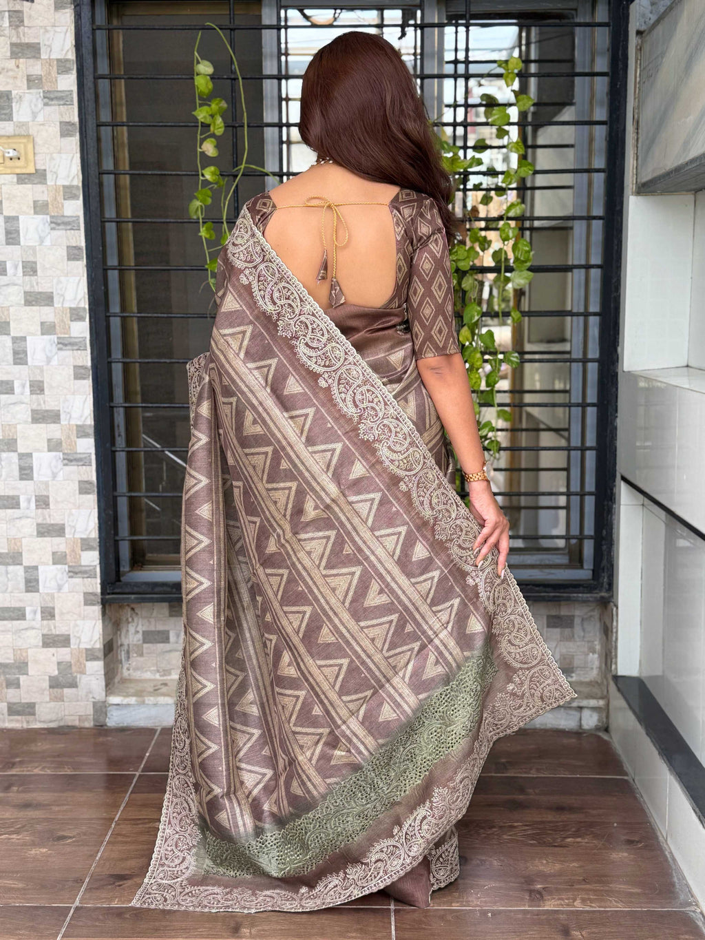 Evanik Brown Kashmiri Style Digital Printed Saree With Unstitched Blouse