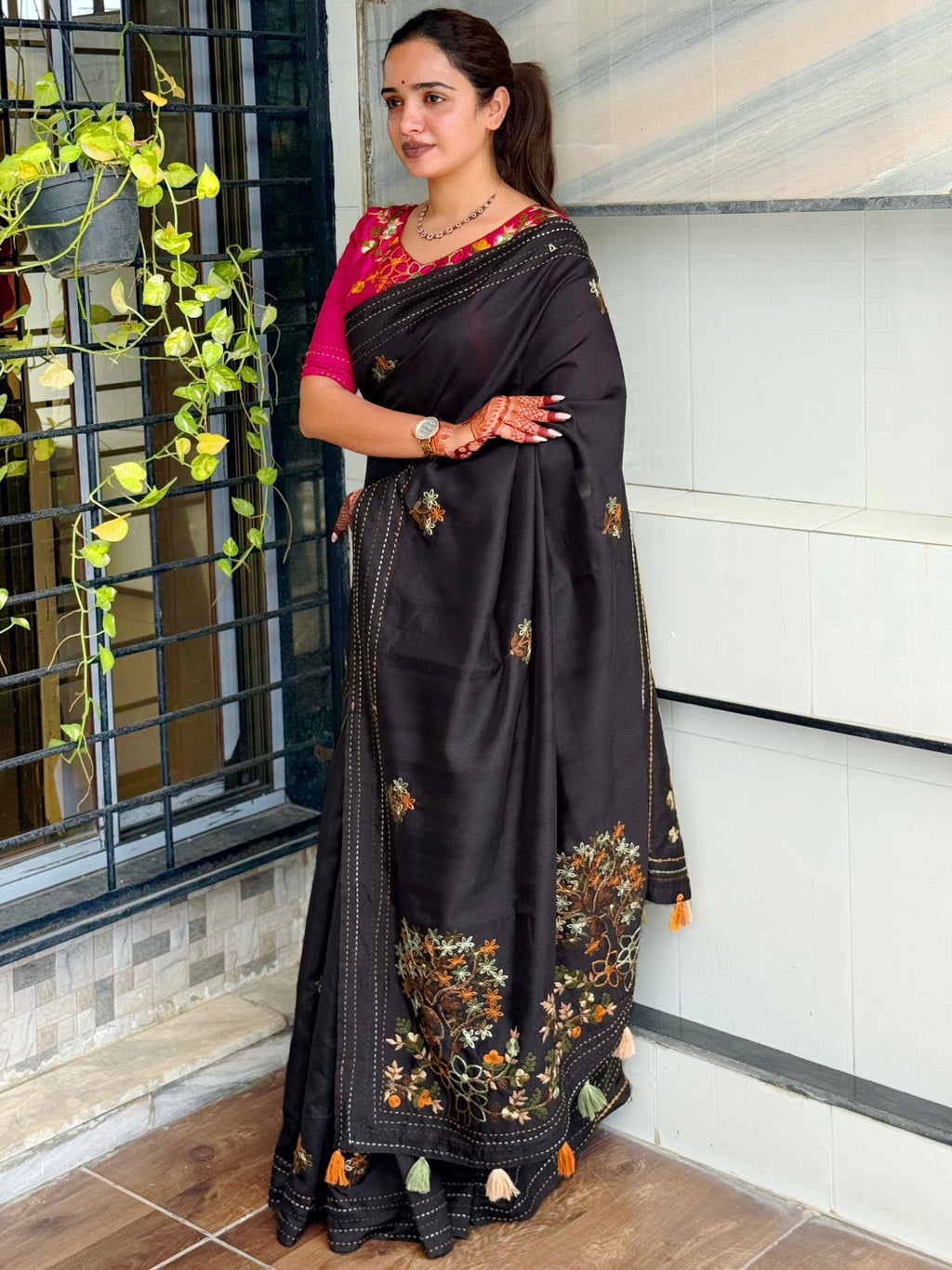 Evanik Black Kashmiri Style Thread Embroidered Work Saree With Unstitched Blouse