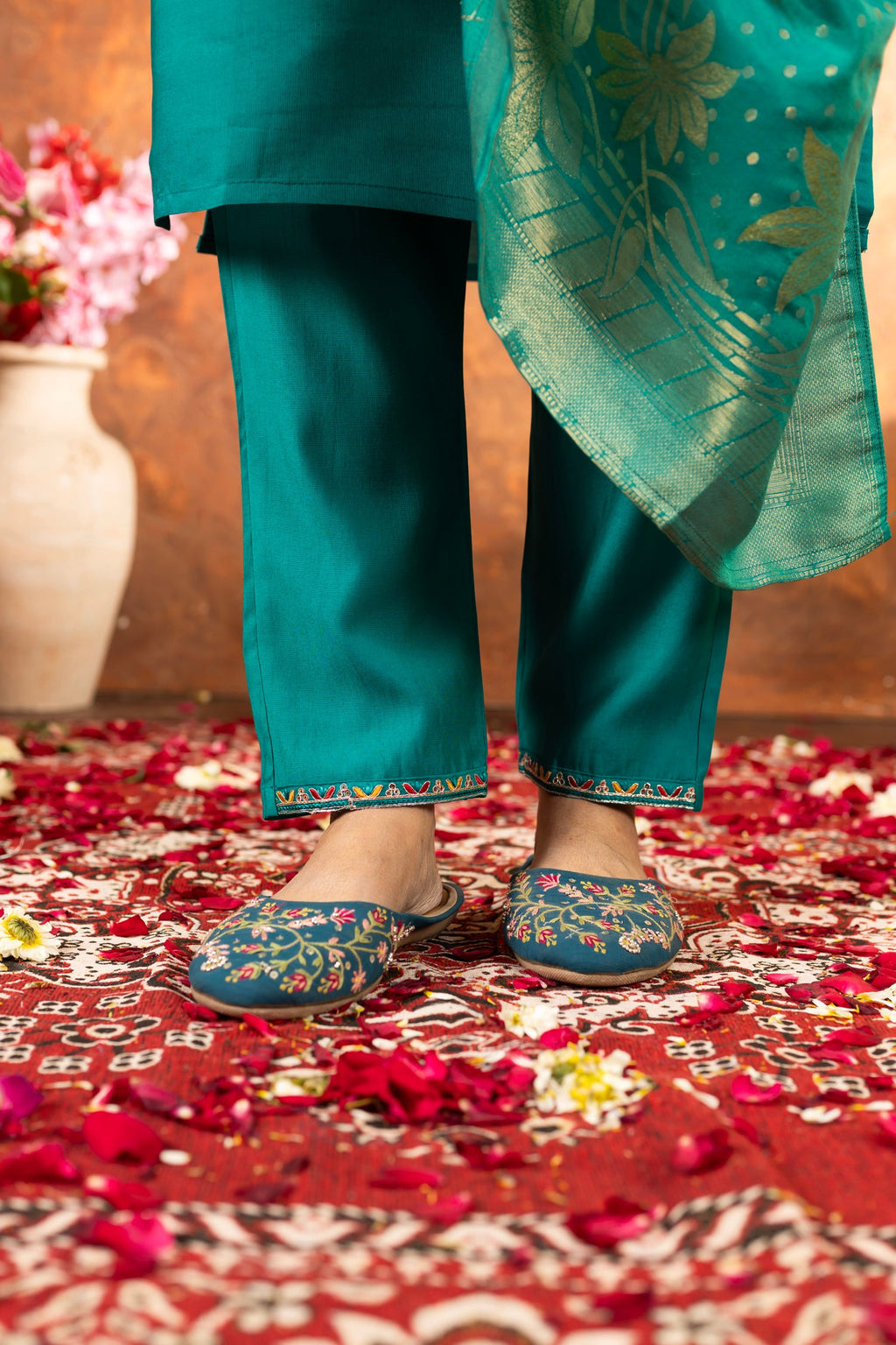 Lorenvalley Fashion Rama Marina Silk Multi Embroidery Thread with Hand work Kurta Pant Dupatta