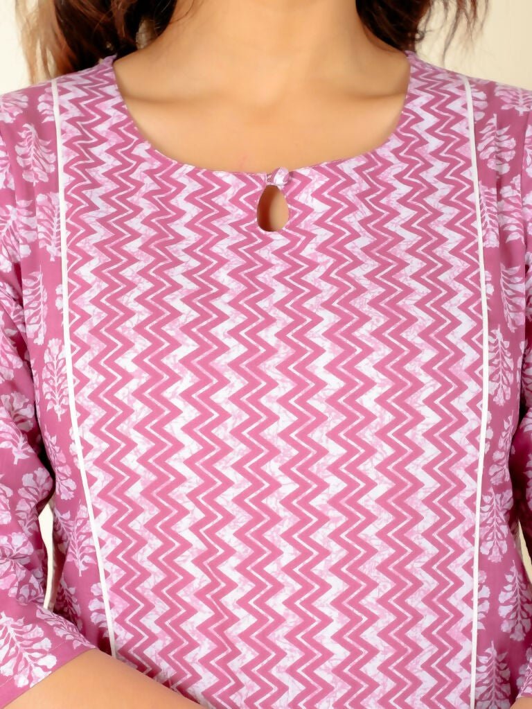 Aramya Pink Soft Cotton Floral Print Panelled Kurta Set for Women