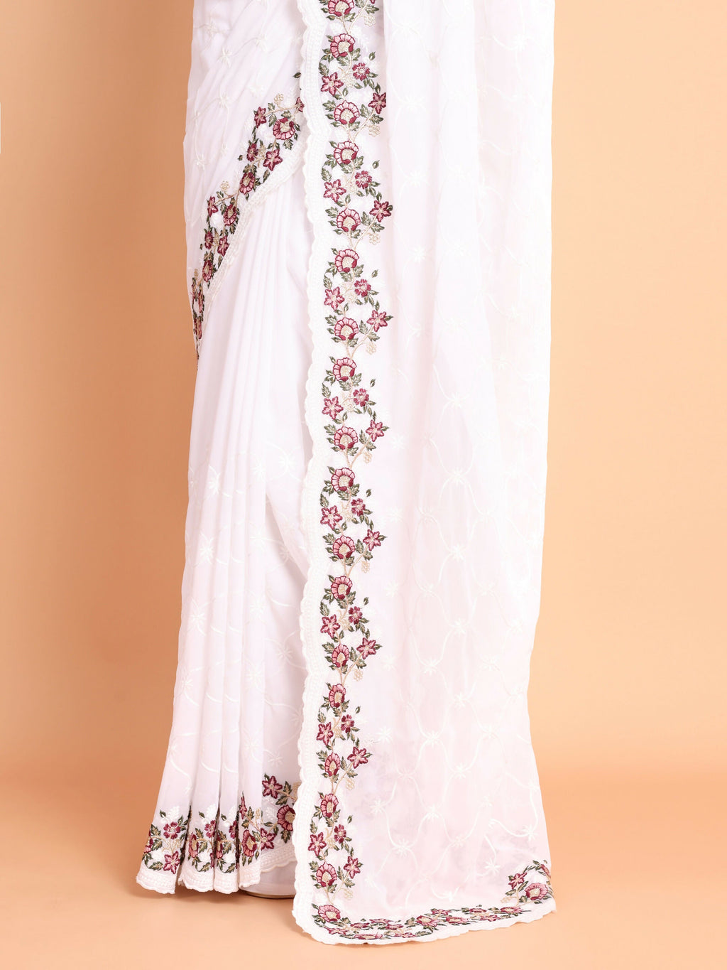 Vamsee Ammelia White Georgette Saree