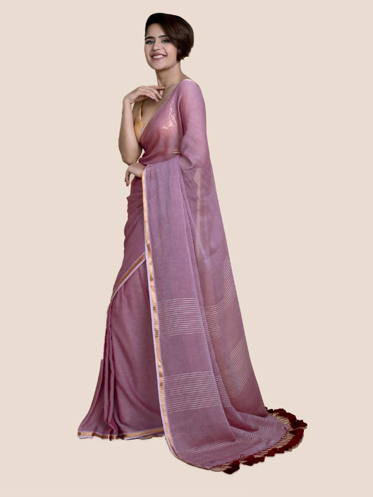 Suta Women Maroon Mul Cotton Saree With Zari Border And Ghicha Pallu