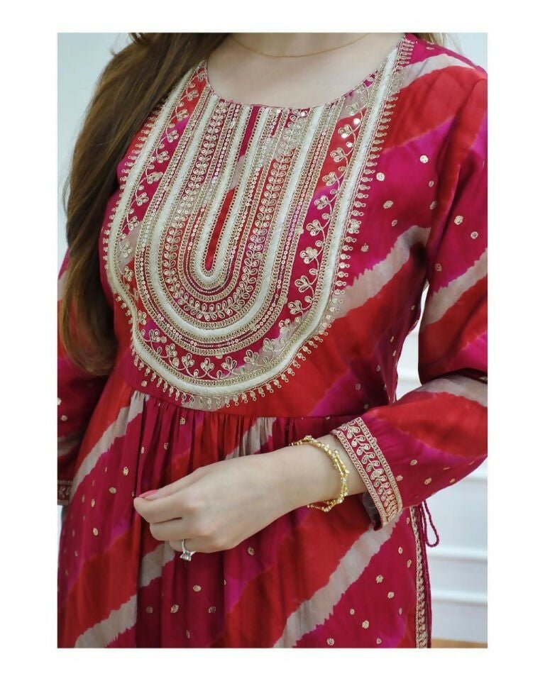 Alvano Women's Sequence Naira Cut Kurti with Pant set Printed Rayon