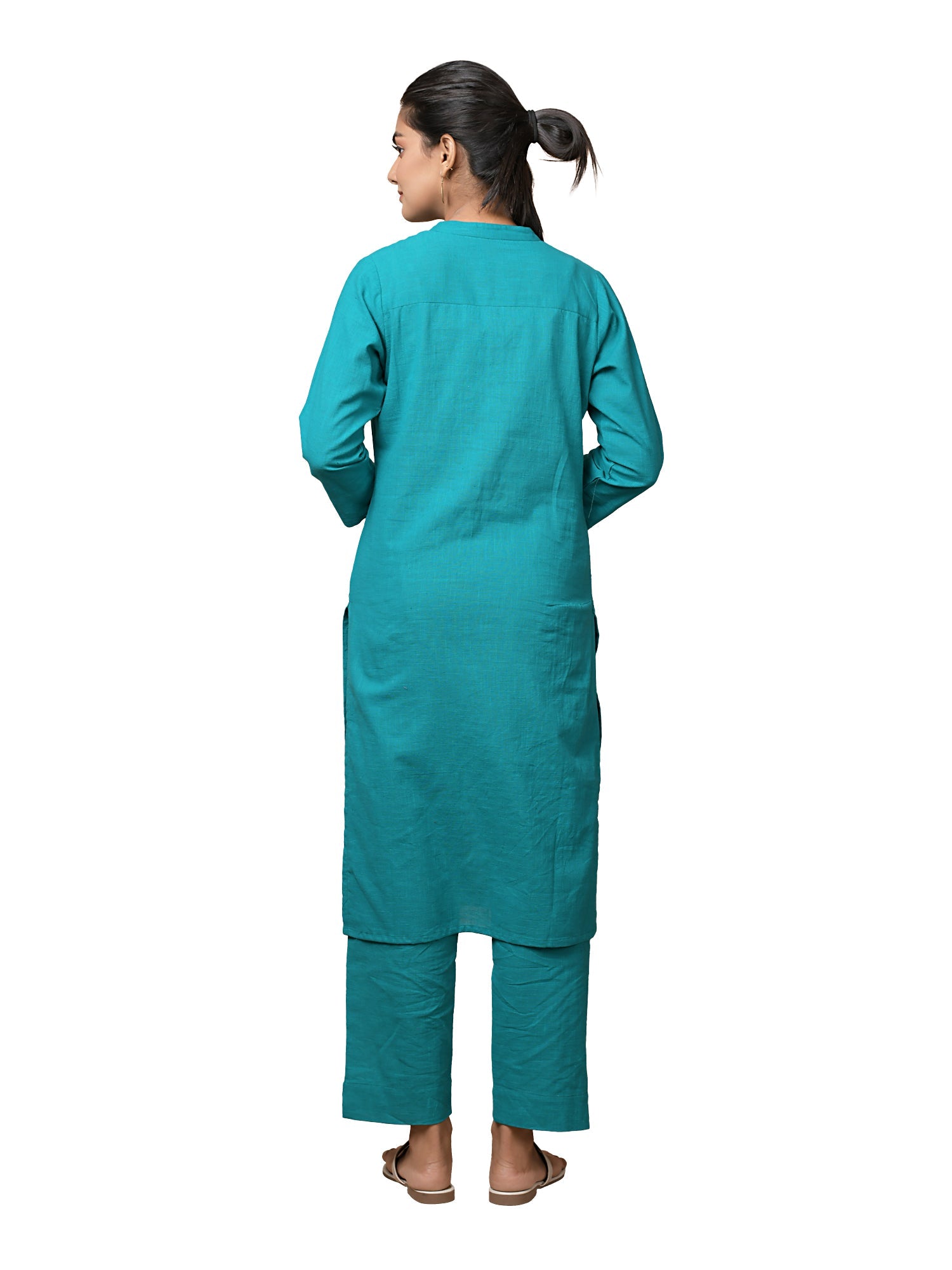 Kaajh Women's Green Solid Metal Embellishment Kurta