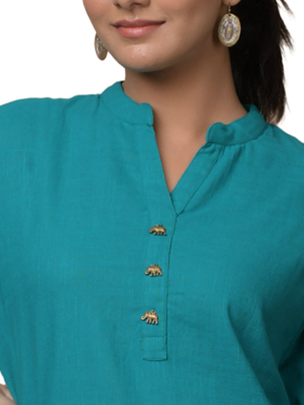 Kaajh Women's Green Solid Metal Embellishment Kurta