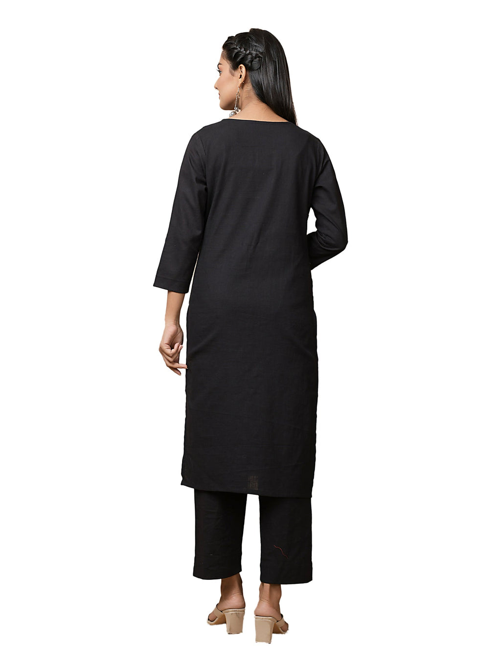 Kaajh Women's Black Solid Mirror Embellishment Kurta