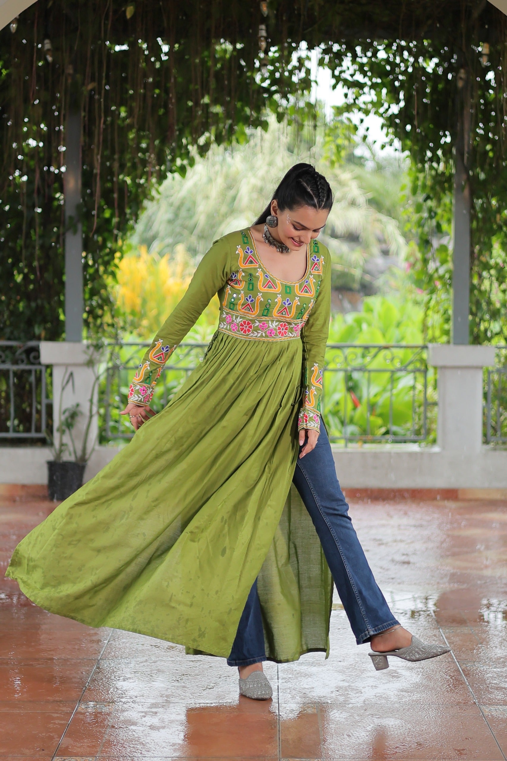 Prazu Fashion Parrot Reyon Kutchi Gamthi Work Navaratri Gown
