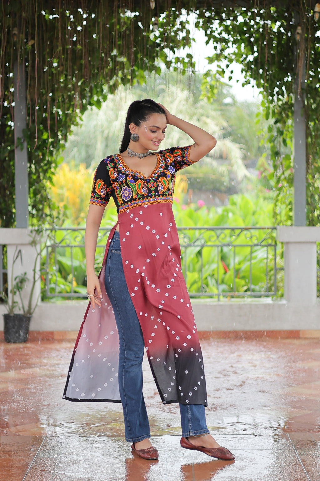Prazu Fashion Pink Rayon Printed With Kutchi Gamthi Work Navaratri Kurti