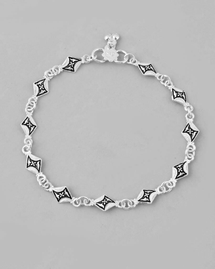 VOJ Set of 2 Silver Plated Designer Stainless Steel Anklet