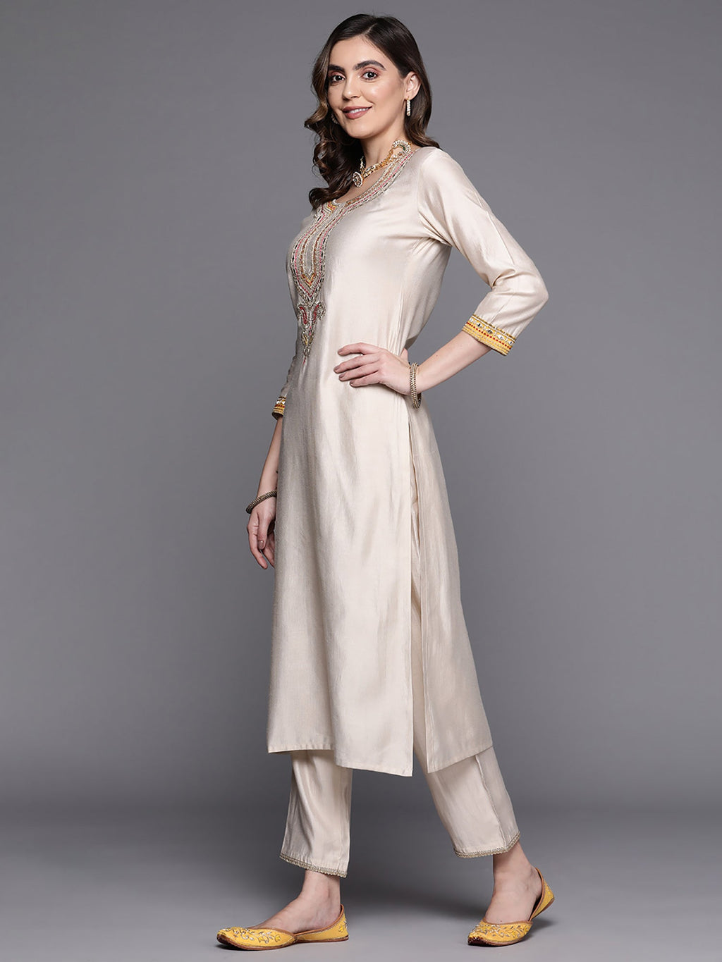 Indo Era Off White Embroidered Straight Kurta Trousers With Dupatta Set