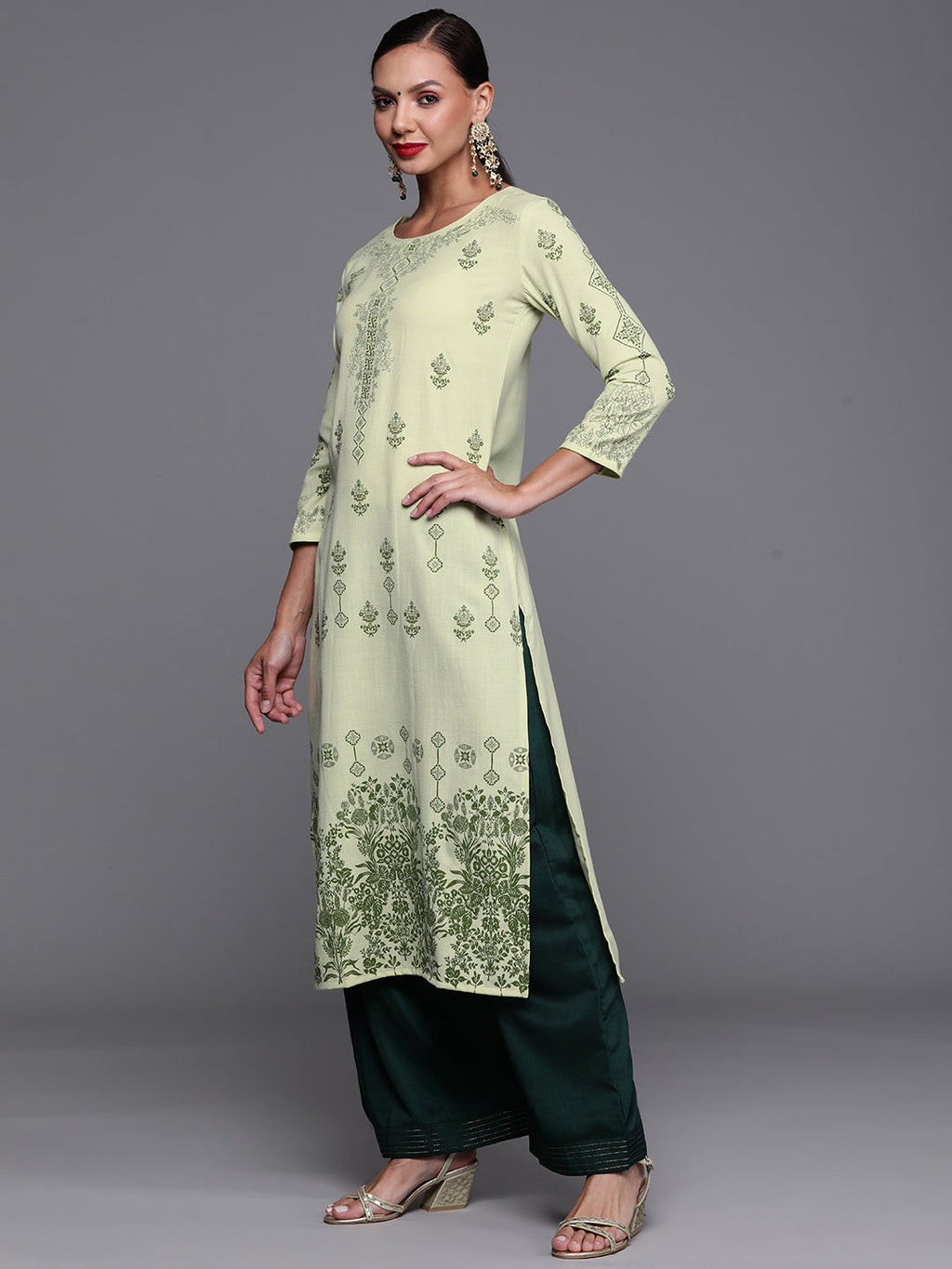 Indo Era Green Foil Printed Straight Kurta