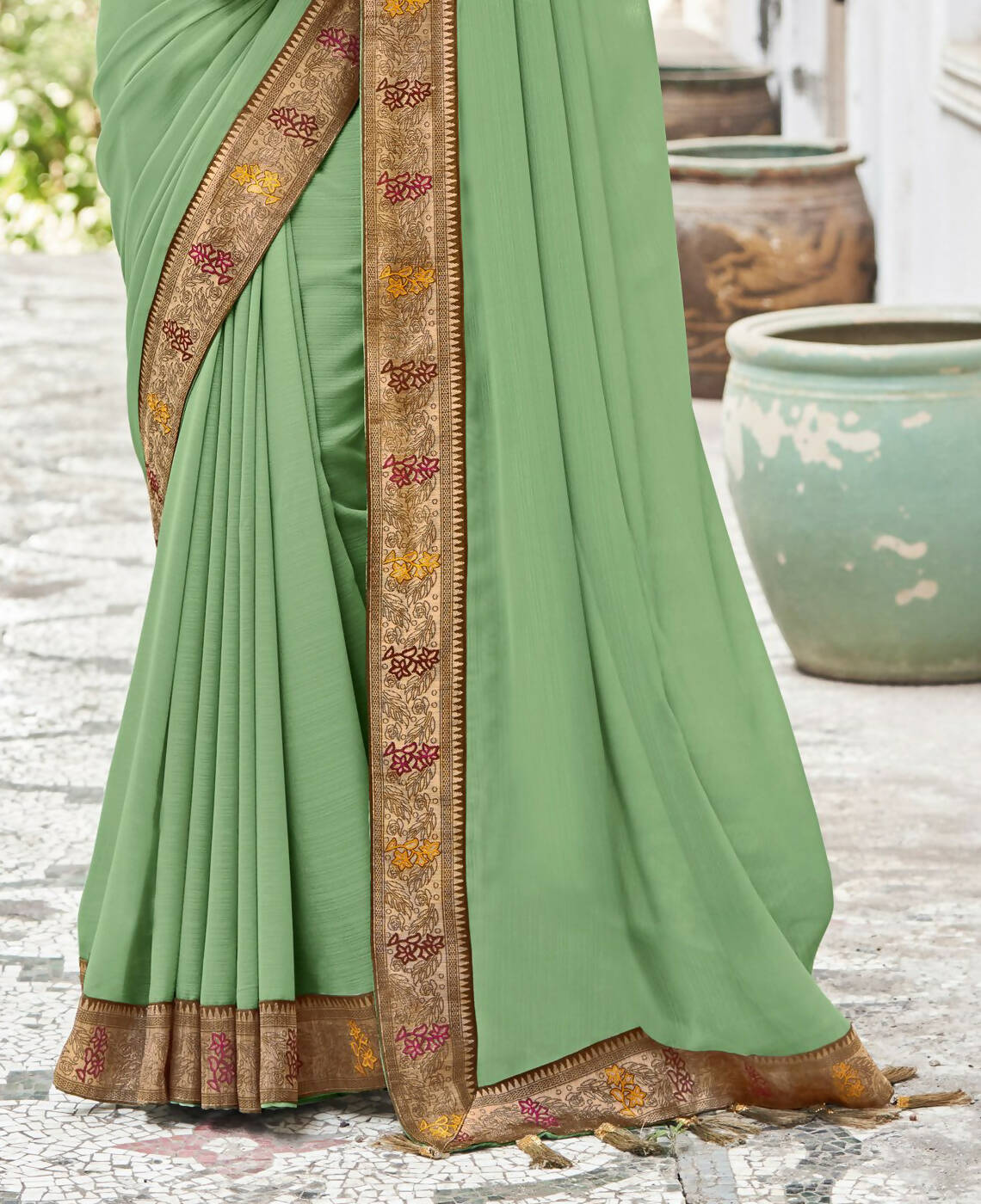 Green Vichitra Solid Saree With Unstitched Blouse Piece - Juhi
