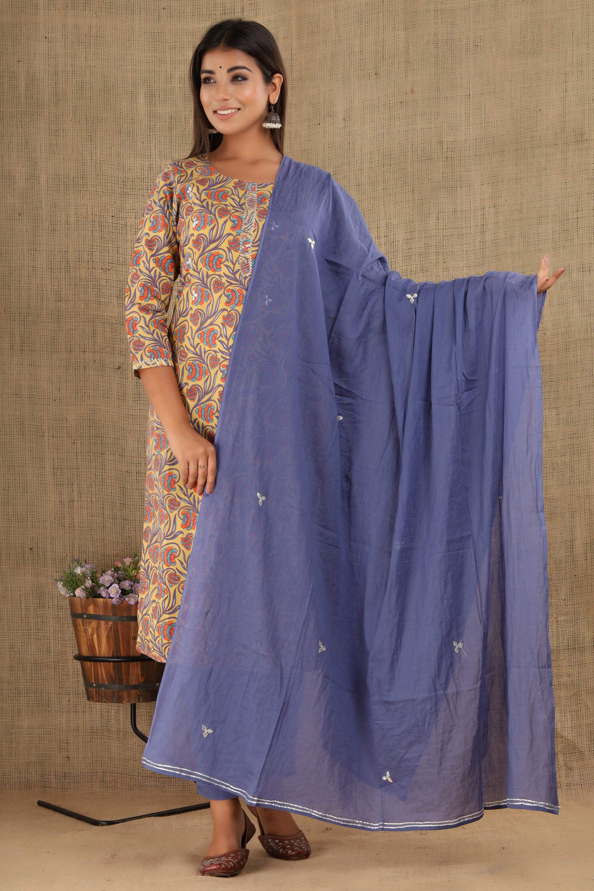 Kaajh Women's Blue Yellow Floral Print Suit Set