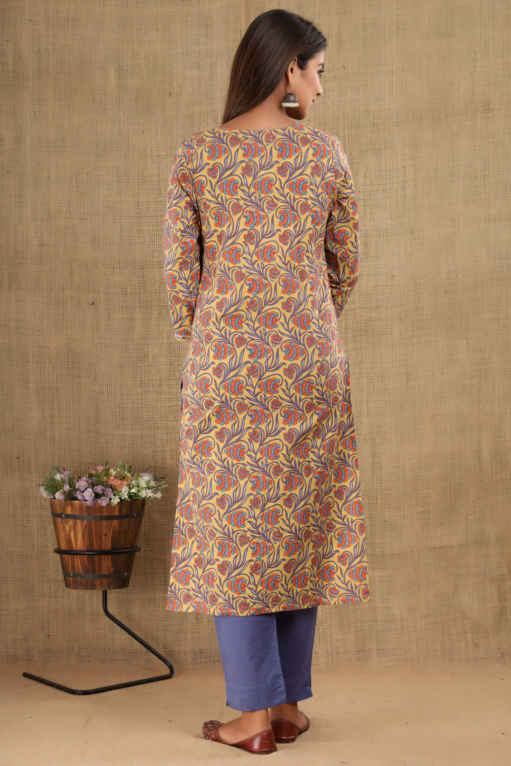Kaajh Women's Blue Yellow Floral Print Suit Set