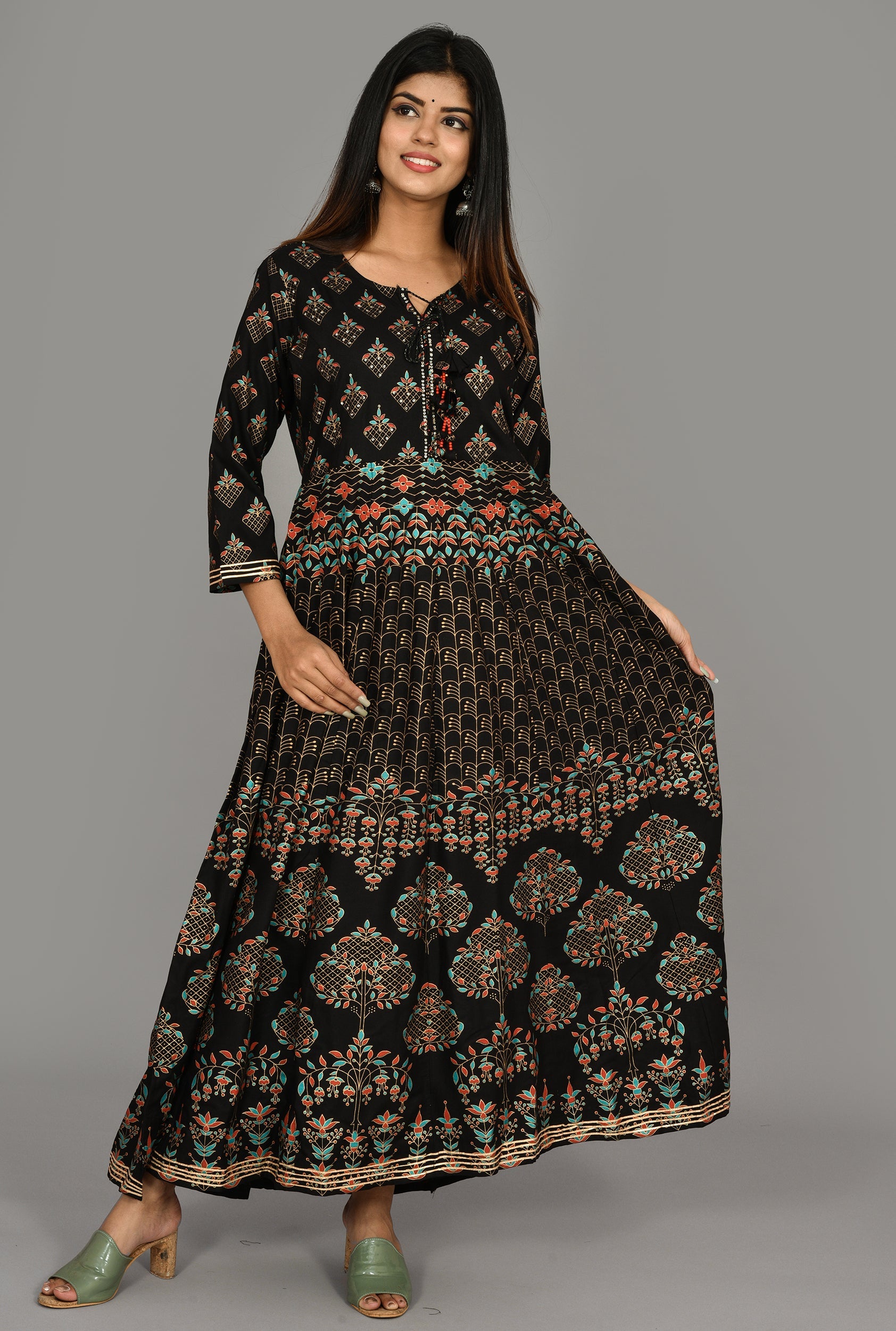 Kaajh Women's Black Gold Print Anarkali kurta