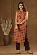Kaajh Women's Brown Sleeveless Printed Kurta Pant Set