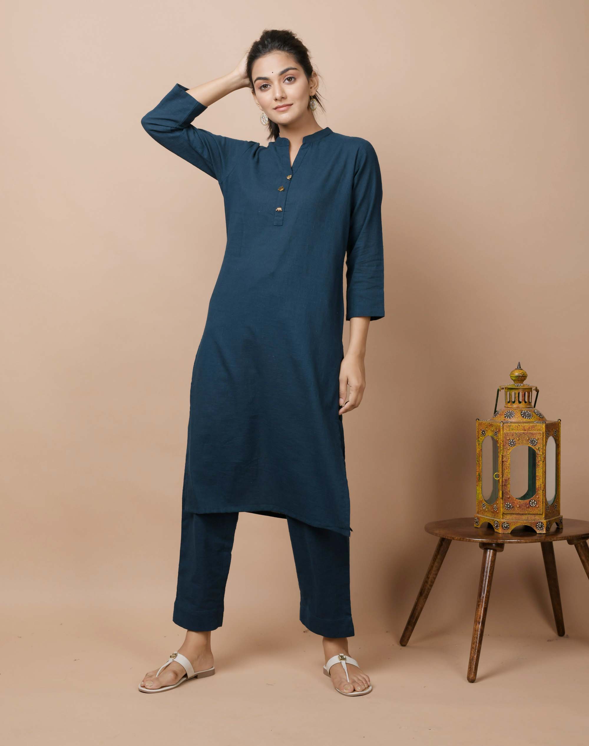 Kaajh Women's Navy Blue Solid Cotton Kurta Pant Set
