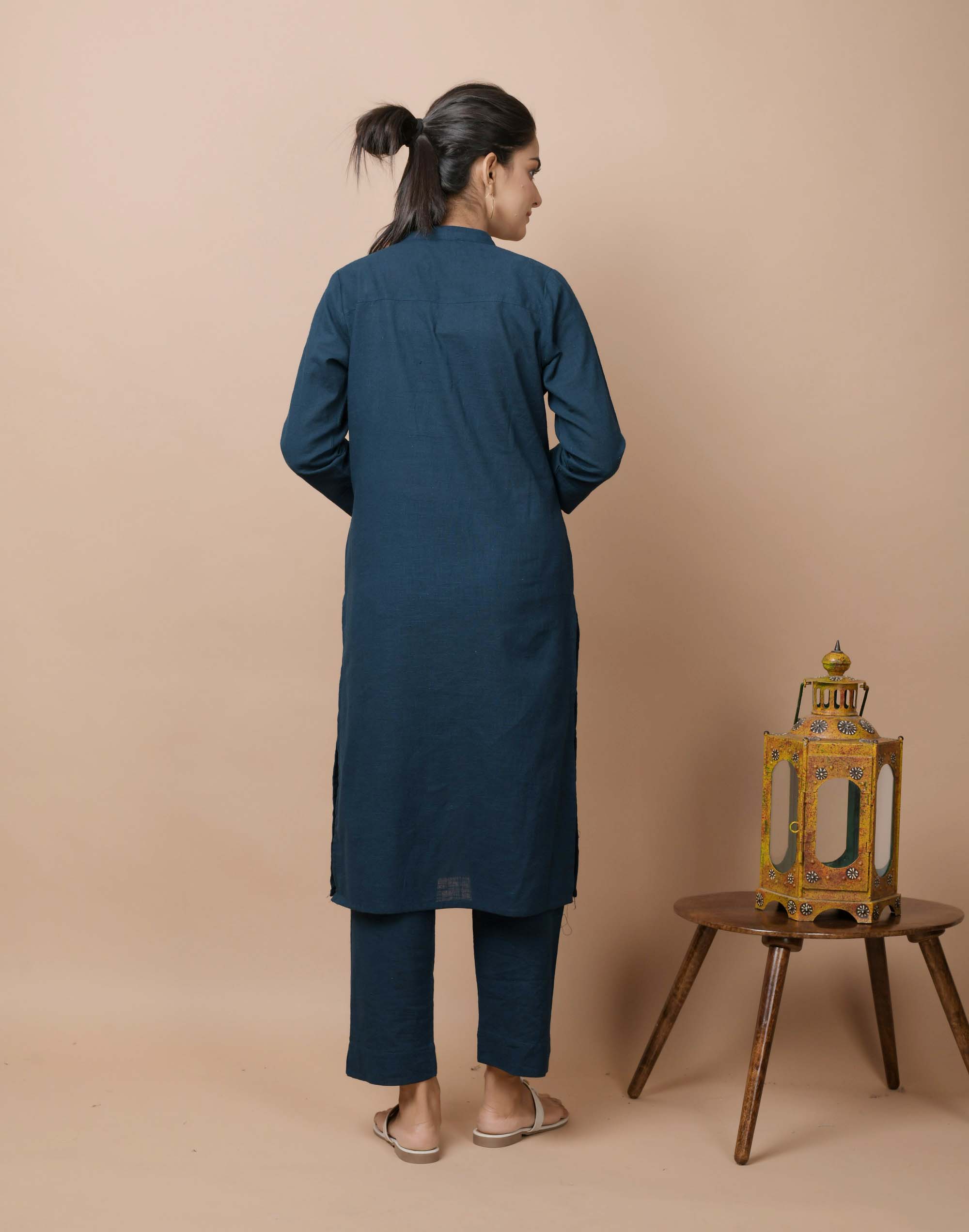 Kaajh Women's Navy Blue Solid Cotton Kurta Pant Set
