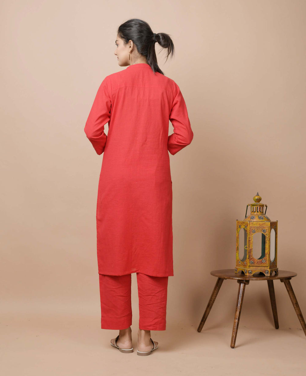 Kaajh Women's Red Solid Cotton Kurta Pant Set