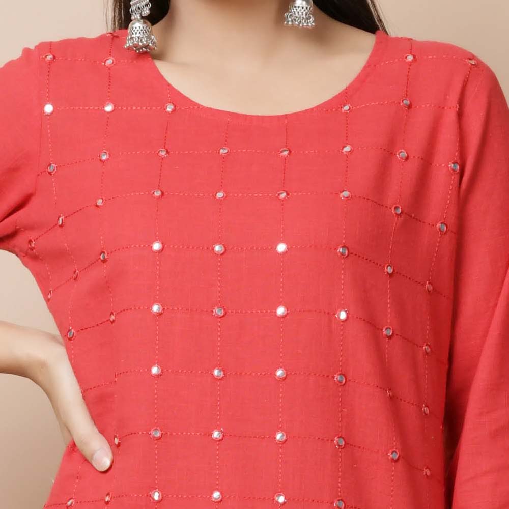 Kaajh Women's Red Solid Mirror Embellished Kurta Pant Set