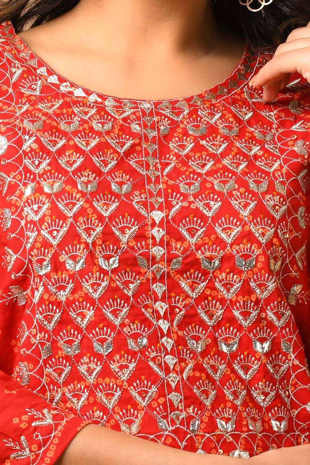 Kaajh Women's Red Bandhej Print Suit Set