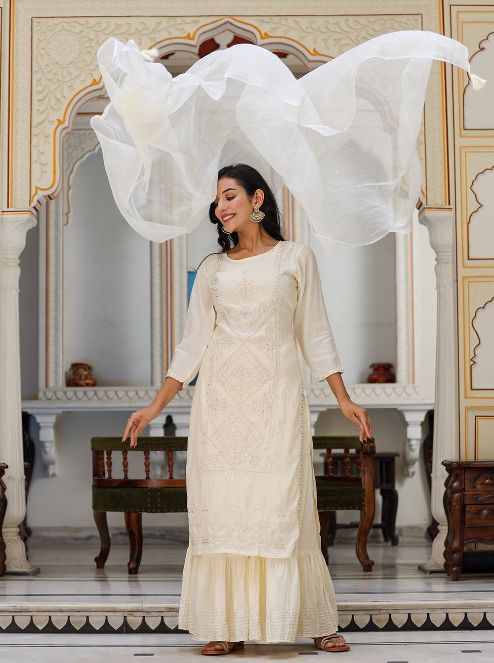 Kaajh Women's Off White EmbroideOff White Silk Kurta Sharara Set With Kota Doria Dupatta