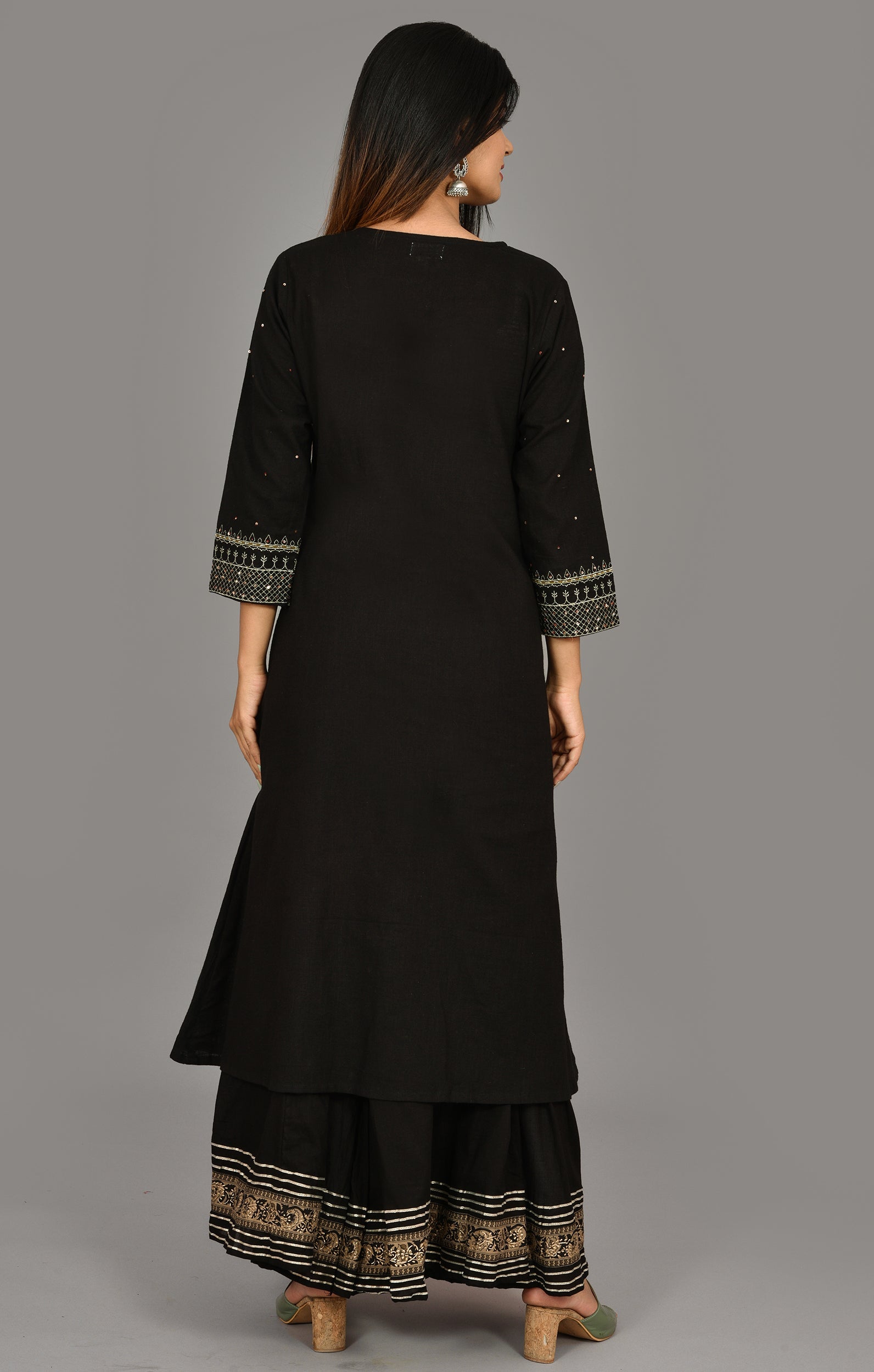 Kaajh Women's Black Metal Embellishment Printed Suit Set